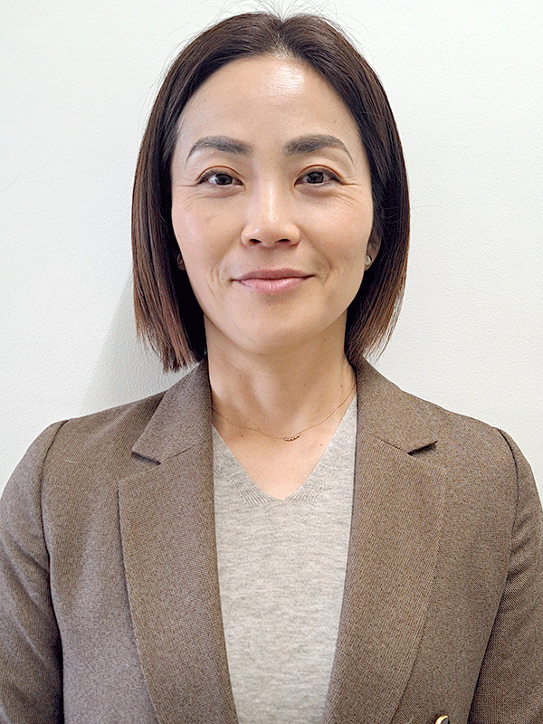 准教授,マネジメント 弓田　恵里香