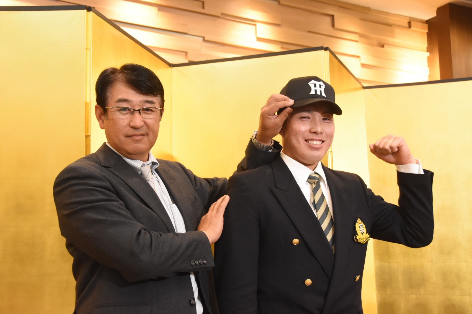 硬式野球部 馬場皐輔投手が阪神タイガースと仮契約 仙台大学