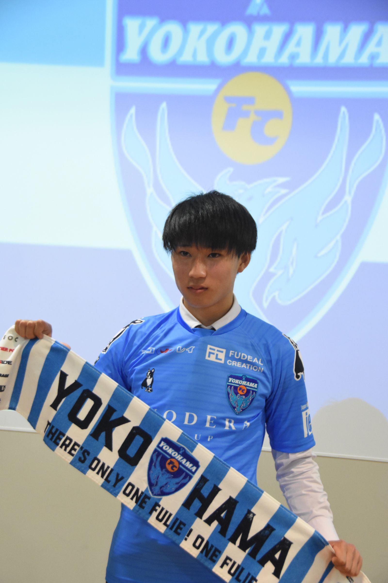 国内外の人気 横浜FCの2020年ユニフォーム 37番 松尾佑介選手
