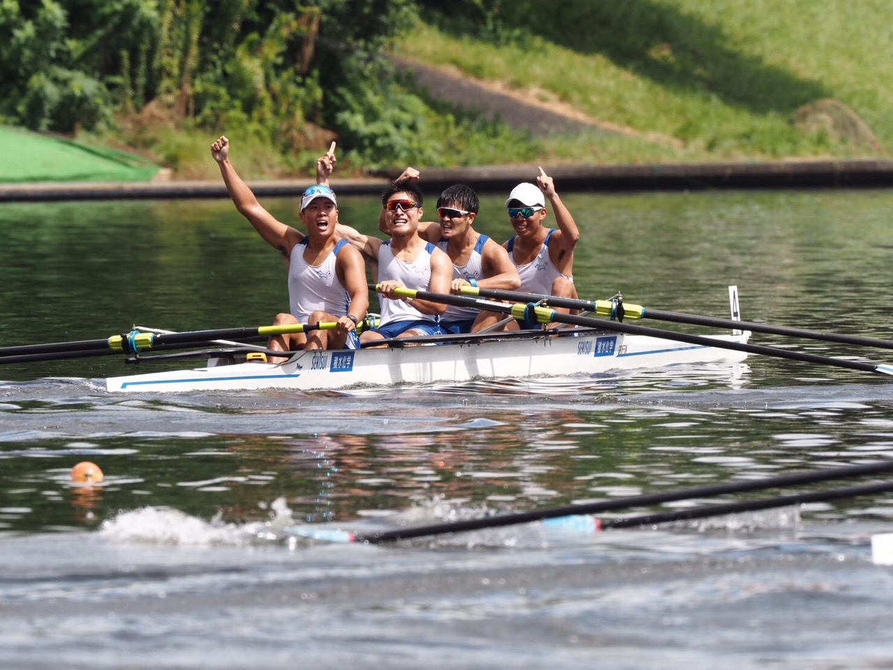 全日本大学選手権で漕艇部 男子が総合優勝 仙台大学 全日本大学選手権で漕艇部 男子が総合優勝 仙台大学